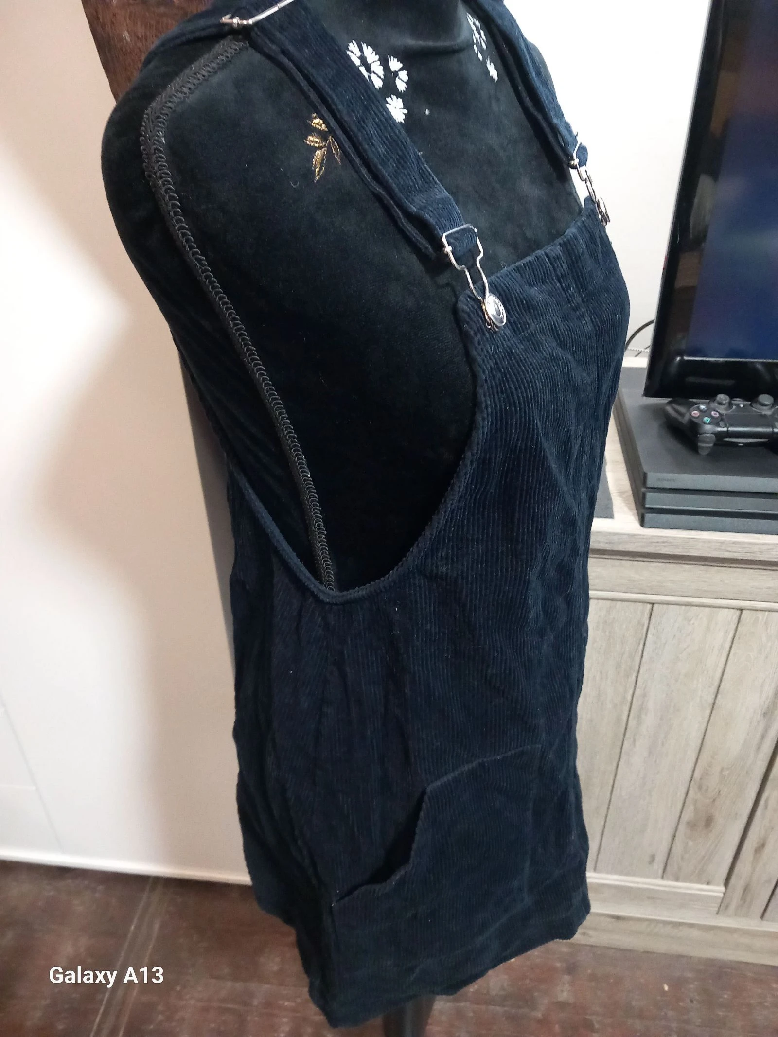 Prachtige zwarte ribbelige fluwelen overalljurk - Bershka (maat S / 36) – photo 3